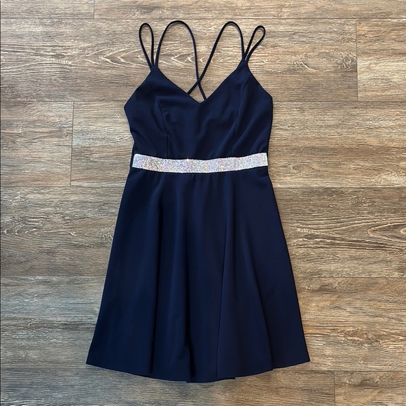 La Scala Women's Large Navy Fit & Flare Dress Spaghetti Straps & Sparkling Belt - Picture 1 of 12